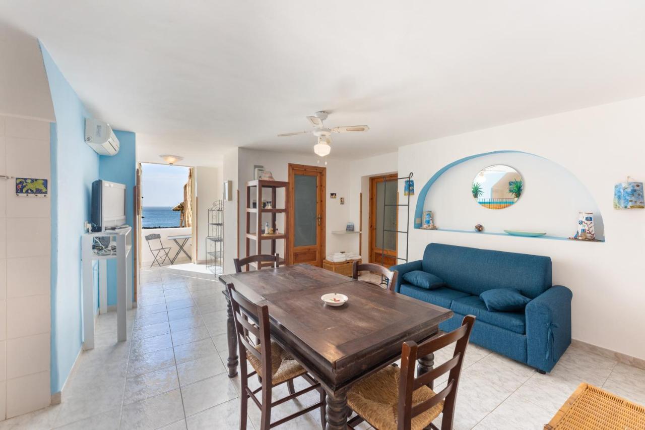 Corricella Moonlight - Gioia Apartments Procida Luaran gambar