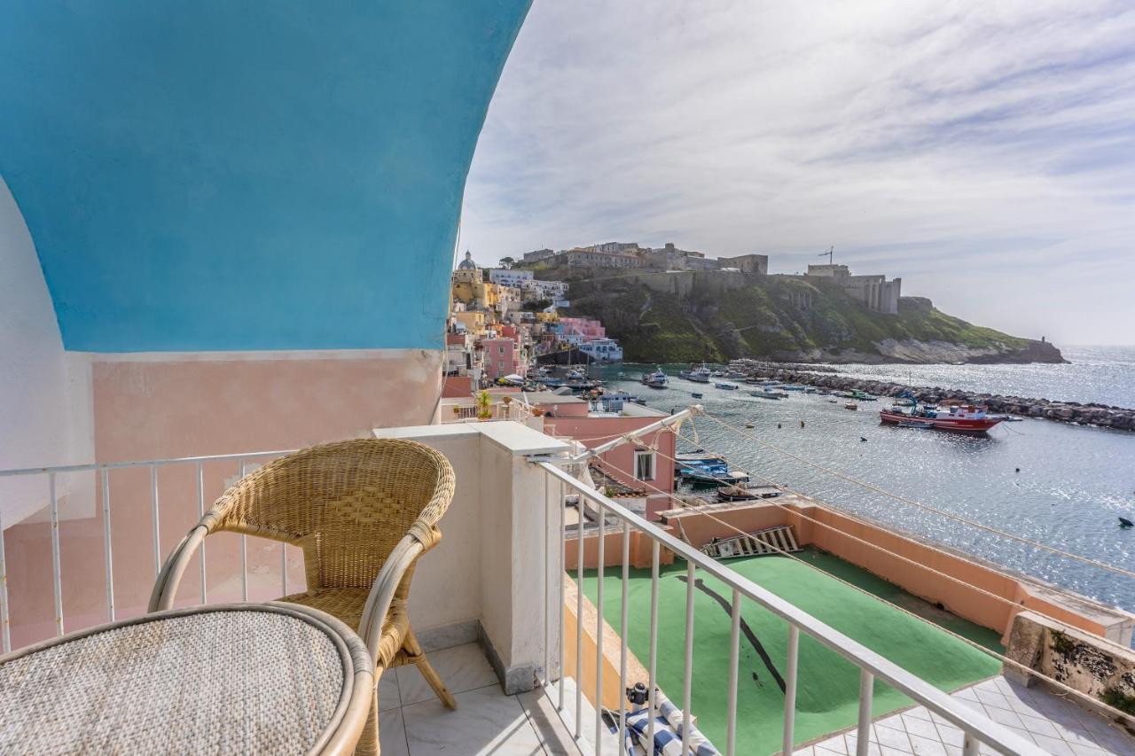 Corricella Moonlight - Gioia Apartments Procida Luaran gambar